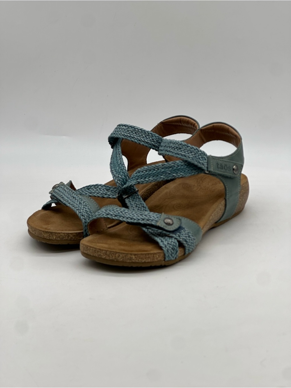 Taos Trulie Sandals. Size 10-10.5 - Picture 3 of 11